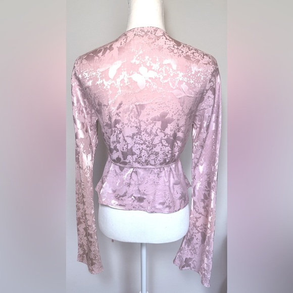 NWT ROLLA'S Rodeo Jacquard Butterfly Print Wrap Blouse Women Mauve Size Small - Picture 5 of 8